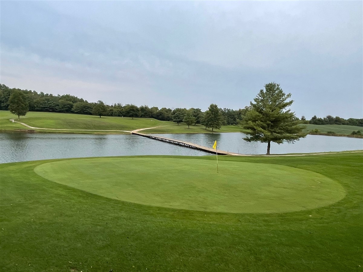 Laural Oaks Golf Club